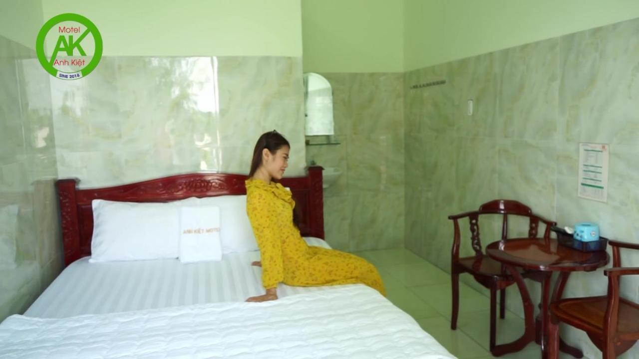 Motel Anh Kiet - Vuon QuóC Gia Tràm Chim Exterior foto